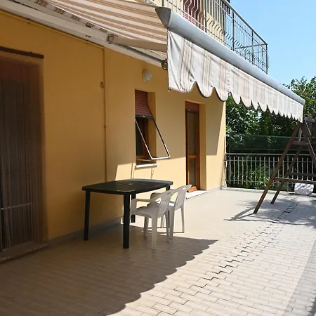 A50 - Massignano, Ampio Quadrilocale Immerso Nel * Massignano