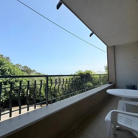 A50 - Massignano, Ampio Quadrilocale Immerso Nel